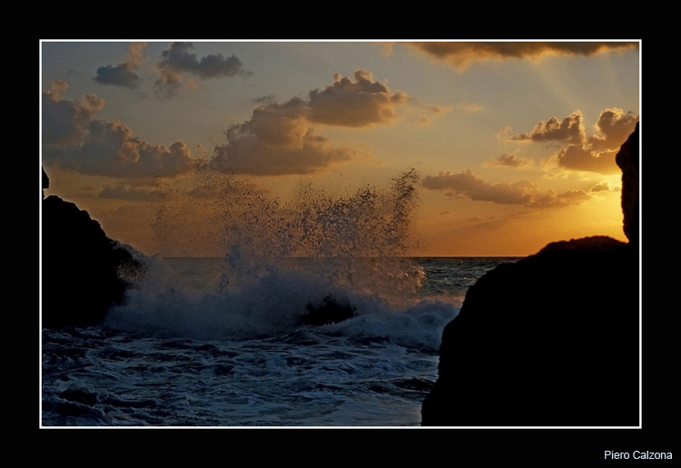 Onde al Tramonto